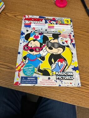 Bendon Disney Mickey Mouse Imagine Ink magic coloring book with 4 markers new